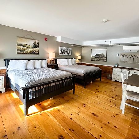The Black Walnut Inn 阿默斯特 外观 照片