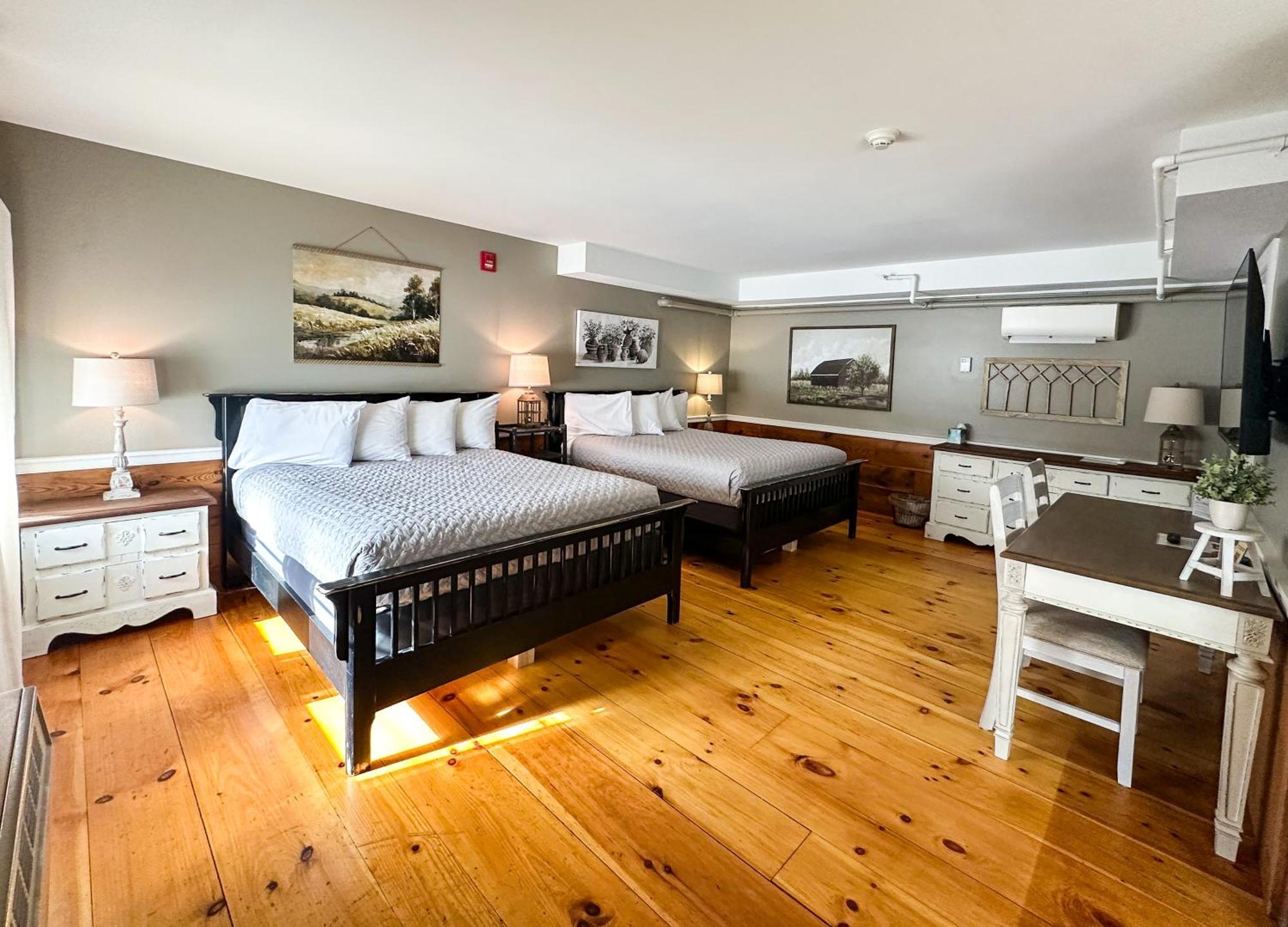 The Black Walnut Inn 阿默斯特 外观 照片